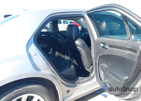 2016 Chrysler 300 Limited из США, поврежденный, VIN 2C3CCAAG2GH211846